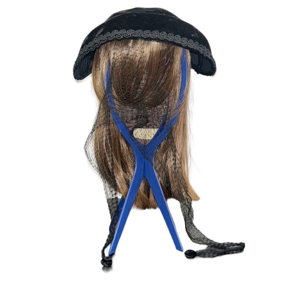 Vintage Marshall Field &‎ Company Black Velvet Church Hat - Picture 3 of 9